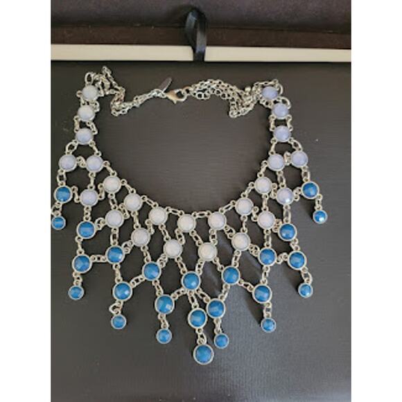 New York & Co Mesh Silver Tone Bib Necklace with Blue Faceted Stones - Picture 4 of 6